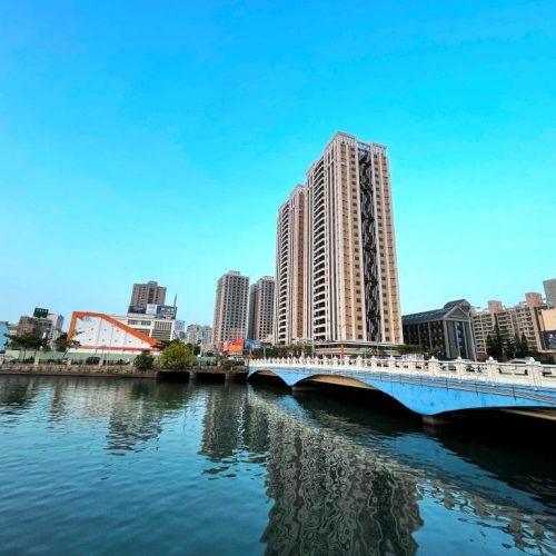 台南運河沿岸LED光雕橋計畫 夜間景觀加分有利景觀宅發展